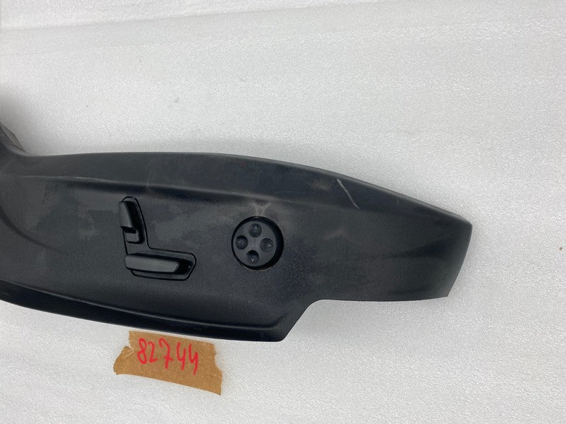 AG130872A ⭕ 2012-2015 Tesla Model S Front Right 1st Row Seat Control Switch & Trim Panel