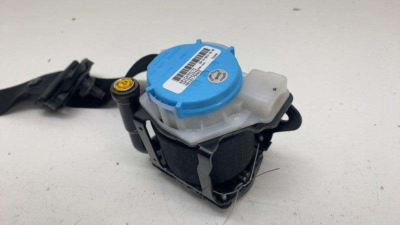 ⭕ 2014-2015 Mercedes-Benz B Electric Drive Rear Left Seatbelt & Retractor Assy