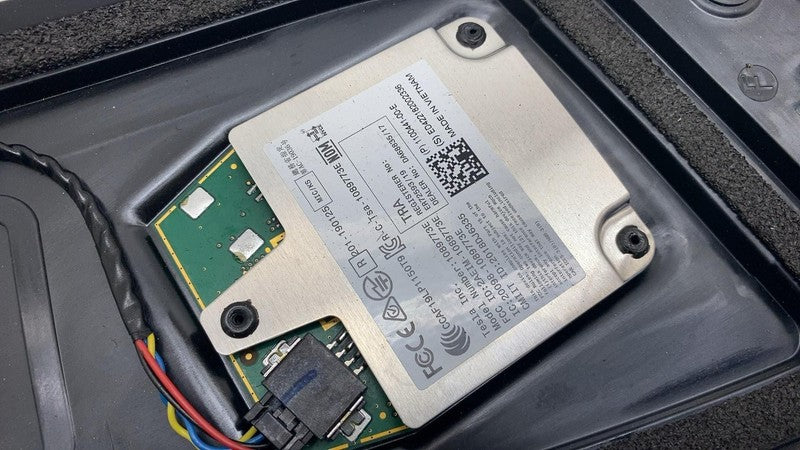 ⭕17-23 Model 3 Right B-Pillar Applique Glass Trim Molding w/ Camera 11