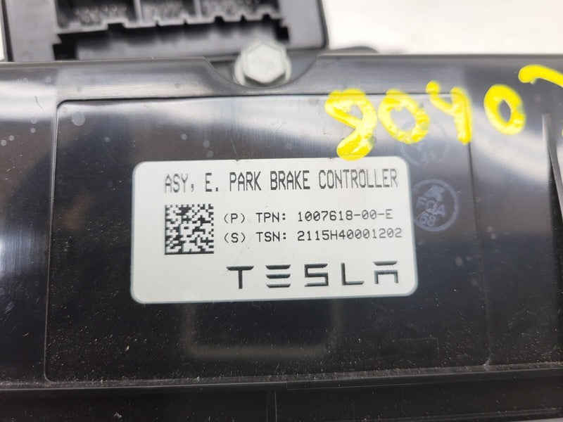 100761800E ⭕ 16-20 Model S Power Liftgate + Park Assist + Brake Control Module 1007618-00-E