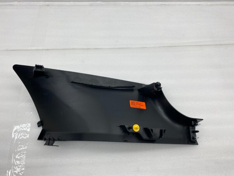 2020-2023 Tesla Model Y Rear Driver Side C-Pillar Lower Trim Cover Panel Left LH