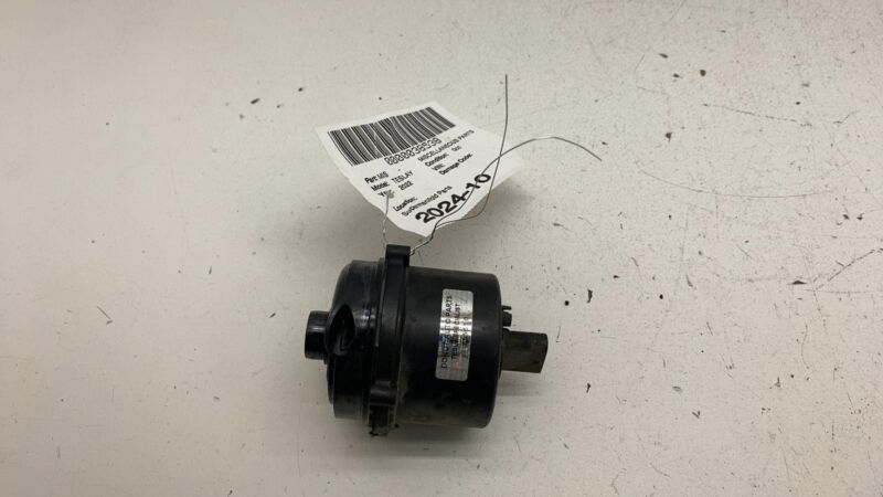 2020-2023 Tesla Model Y MY Radiator Reservoir Auxiliary Coolant Water Pump Motor