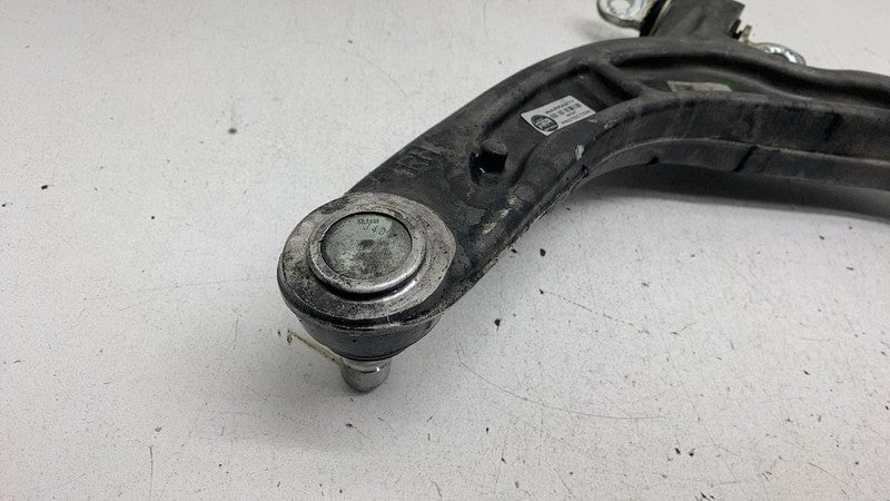 05274642AA 2017-2024 Chrysler Pacific Front Right Passenger Side Lower Control Arm OEM