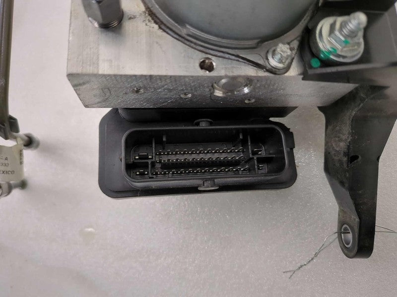 ⭕ 21-23 Tesla Model S Anti-Lock Brake System ABS Pump Module Unit 1659