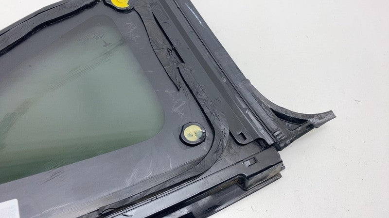 1495745-00 2020-2024 Tesla Model Y MY Rear Passenger Side Quarter QTR Window Glass Right RH