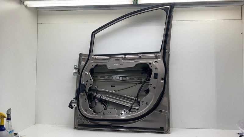 ⭕ 17-24 Chrysler Pacifica Front Passenger Side Door Shell Panel Right Gold - PTE