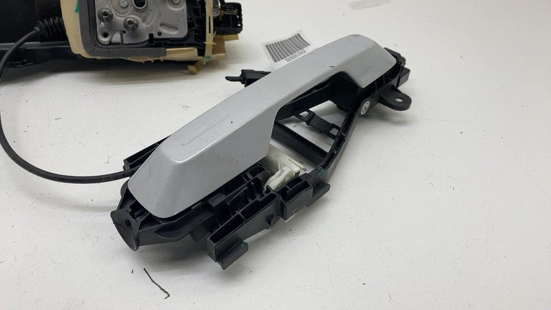 32310937 ⭕ 2021-2023 Polestar 2 Rear Left Door Handle & Lock Actuator Silver-729 32310937