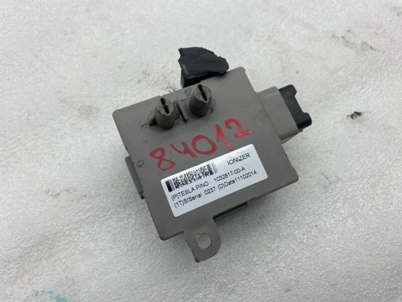 103281700A 2012 2013 2014 2015 Tesla Model S Ionizer HVAC Control Unit Module Assembly OEM
