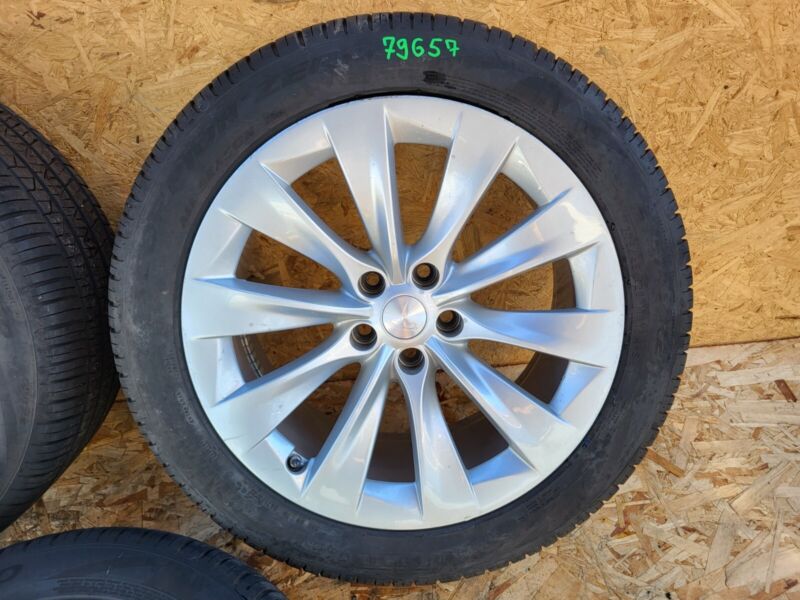1027245 00 C ⭕ 2016-2020 Tesla Model X Wheel Rim 20x9.0 35MM (20x9.5 40MM) w/ Pirelli Tire x3