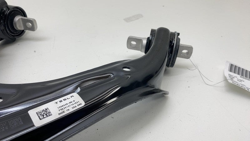 1250326-00-D ⭕ 24-25 Cybertruck Front Right Suspension Upper Control Arm 1250326-00-D (NEW)