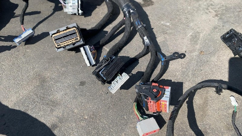 PT00876923-D ⭕ 2025 Rivian R1S Passenger Side Engine Wiring Harness Cable Wire Loom Left LH