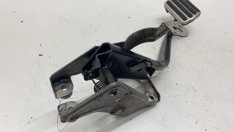 DK5M2D094AA ⭕ 14-17 Range Rover Sport Front Driver Brake Stop Pedal w/ Bracket DK5M-2D094-AA