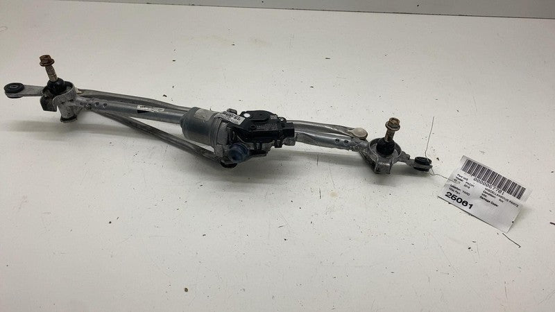 68229327AC ⭕ 17-25 Chrysler Pacifica Front Windshield Wiper Linkage & Motor OEM 68229327AC