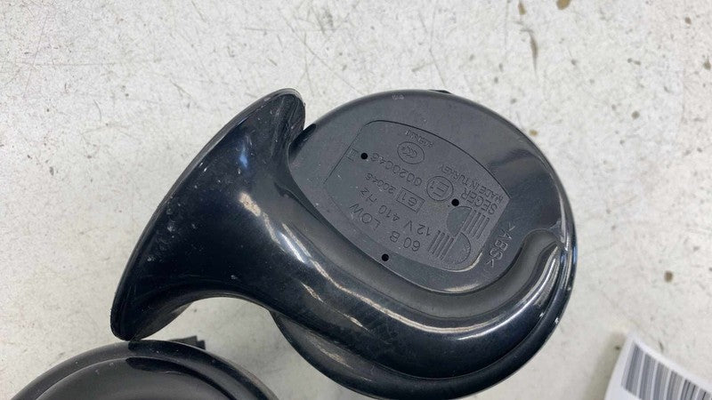 ⭕ 2017-2023 Tesla Model 3 M3 High + Low Pitch Tone Horn w/ Bracket 148