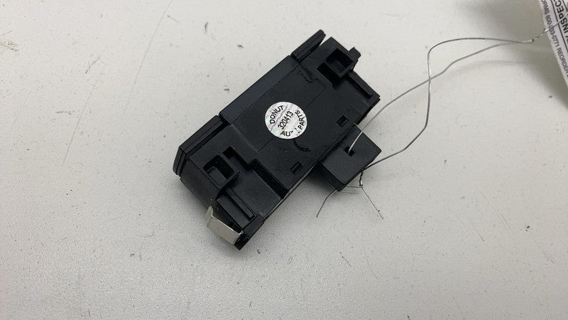 ⭕2024 Porsche Cayenne Central Locking System Safety Switch Control 976