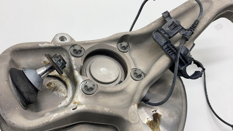16-19 Mercedes-Benz GLE350 Front Spindle Knee Knuckle w/ Hub & Speed Sensor RWD