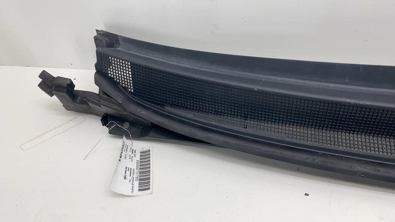 68228471AF ⭕ 2017-2024 Chrysler Pacifica Front Windshield Cowl Grille Panel Trim 68228471AF