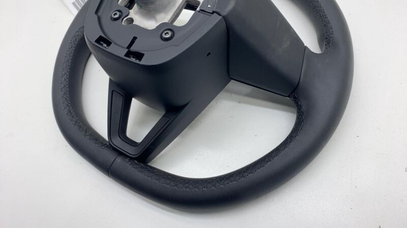 1735339-70-E 2024 2025 Tesla Model 3 Front Highland Steering Wheel Leather w/ Control Switch
