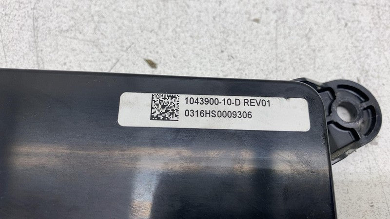 104390010D ⭕ 2016-2020 Tesla Model X Rear Body Chassis Control Module BCM TSTD 1043900-10-D