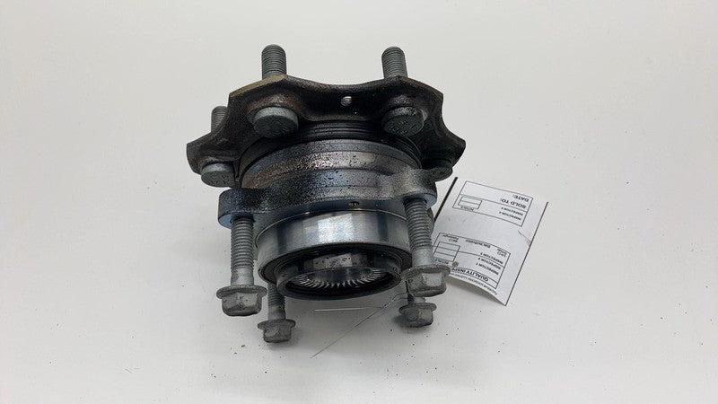 125017100D 2024 Tesla Cybertruck Front or Rear Driven Hub Assy 6x139.7mm PCD - 180mm FLANGE