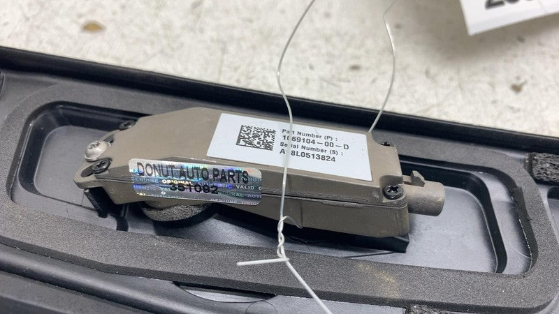 ⭕16-20 Tesla Model X Right B-Pillar Applique Trim Molding w/ Camera 10