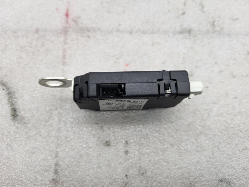 ⭕ 17-23 Tesla Model 3 Y Infotainment Antenna Amplifier AMP Radio FM 10