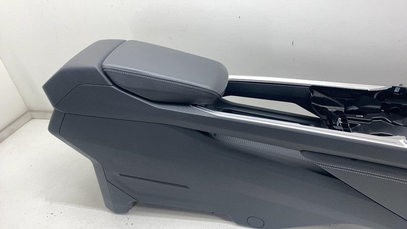 ⭕ 2021-2022 Audi E-Tron Quattro Front Center Console Assembly
