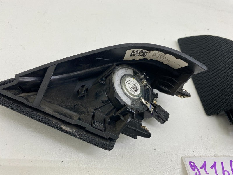 109568600E 17-23 Model 3 Front Left & Right Audio Tweeter Speaker 1095686-00-E/1095657-00-E