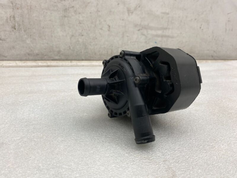 Does Not Apply 2016-2020 Tesla Model S MS Electric Auxiliary Coolant Water Pump Assembly OEM