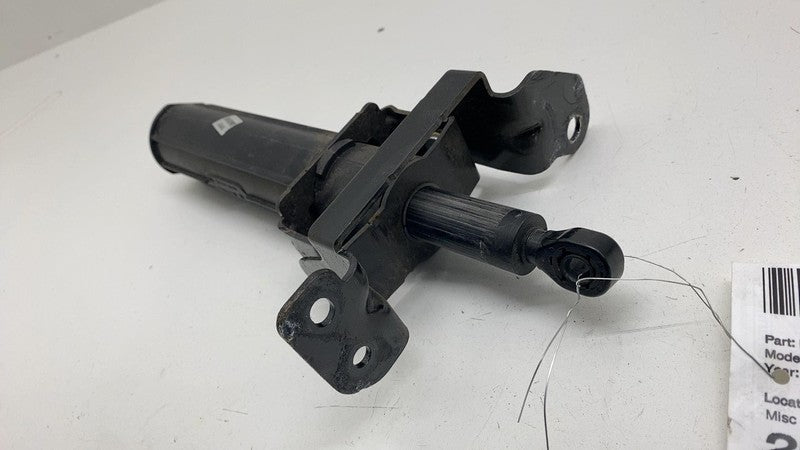 PT00042257D ⭕ 22-24 Rivian R1T Rear Left Tailgate Back Door Lift Support Strut PT00042257-D