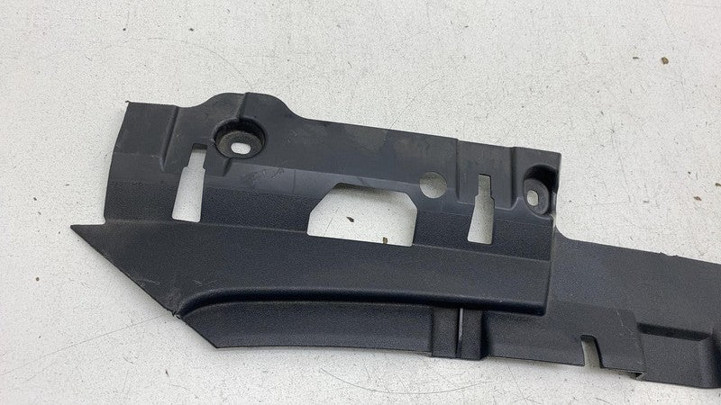 4KE 807 082 ⭕ 2019-2023 Audi E-Tron Radiator Lower Sight Shield Support Cover 4KE807082