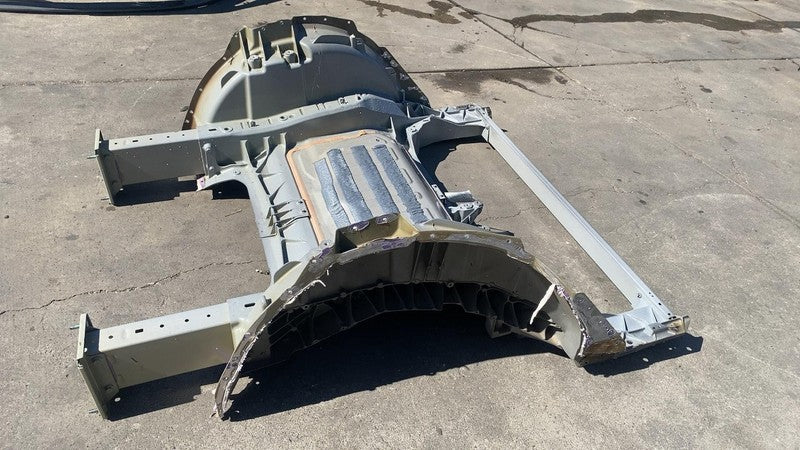 ⭕ 20-23 Tesla Model Y Rear Underbody Cast Rub Structural Assy (One-Pie