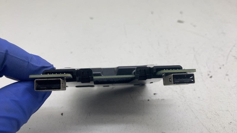 1121700-00-C ⭕ 2017-2023 Tesla Model 3 Rear USB Connector Module Unit Assembly 1121700-00-C
