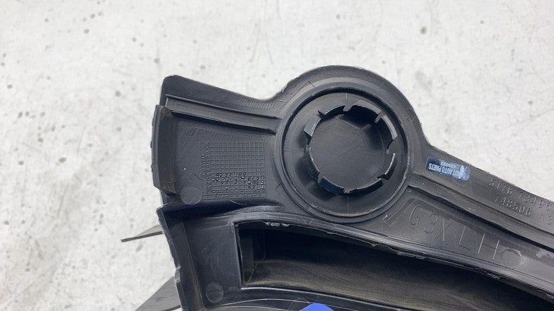 51767349601 2017-2022 BMW 530e Front Driver Side Hood Bonnet Gasket Seal Strip Cover Left LH