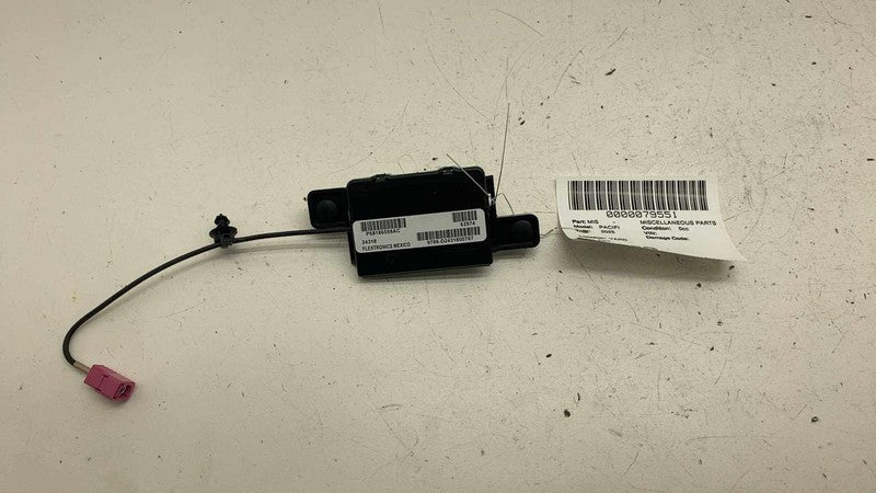 68186558AC ⭕ 17-25 Chrysler Pacifica Antenna Remote Start & Keyless Entry Module 68186558AC