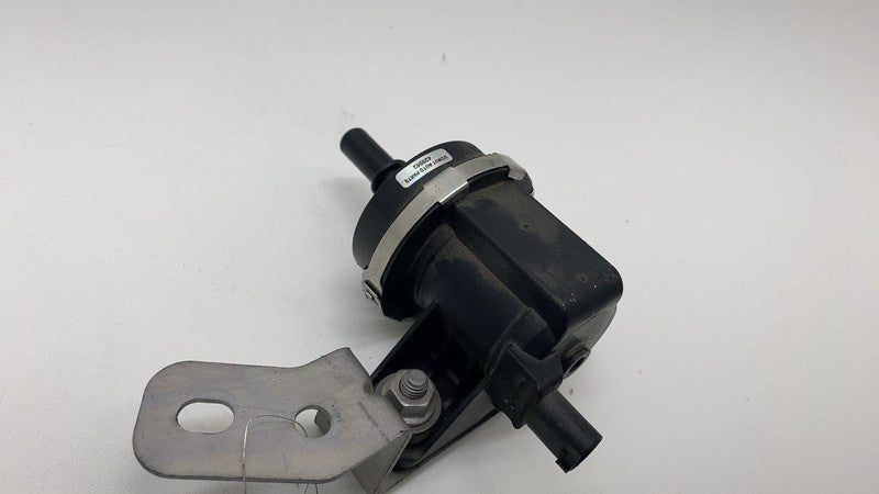 2018 2019 2020 2021 BMW 530e Emission Purge Solenoid Control Valve w/