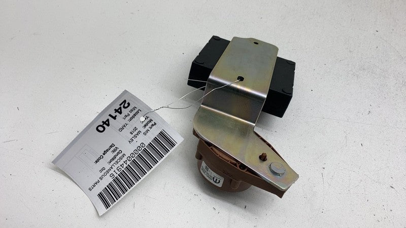 670104525 ⭕2017-2020 Maserati Levante Liftgate Power Control Module & Alarm Horn 670104525