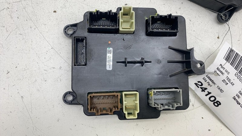 ⭕ 16-22 Model X Rear Falcon Controller Door Control Module Set of 2 10