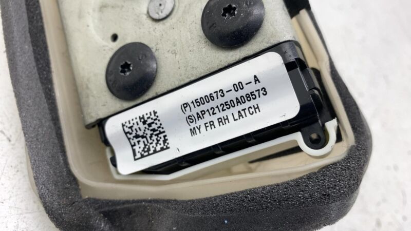 150067300A ⭕ 2017-2023 Tesla Model 3 Y Front Right Door Lock Latch Actuator RH 1500673-00-A