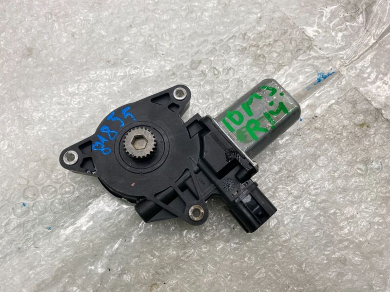 2012-2015 Tesla Model S MS Passenger Side Panoramic Sunroof Motor Right RH Assy