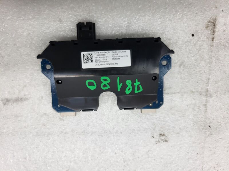 1102033 00 A 2017 2018 2019 2020 2021 2022 Tesla Model 3 Rear USB/AUX Control Unit Hub Module