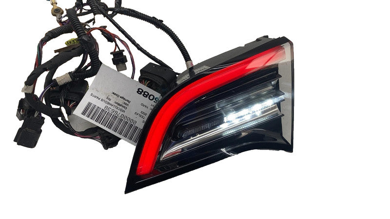 ⭕ 2017-2023 Model 3 Rear Right Inner Taillight LED Tail Lamp 3-Pin 107