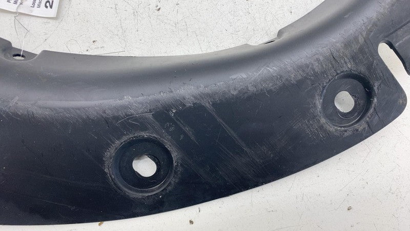 ⭕ 2025 Rivian R1S Front Left Fender Wheel Liner Lower Splash Shield PT