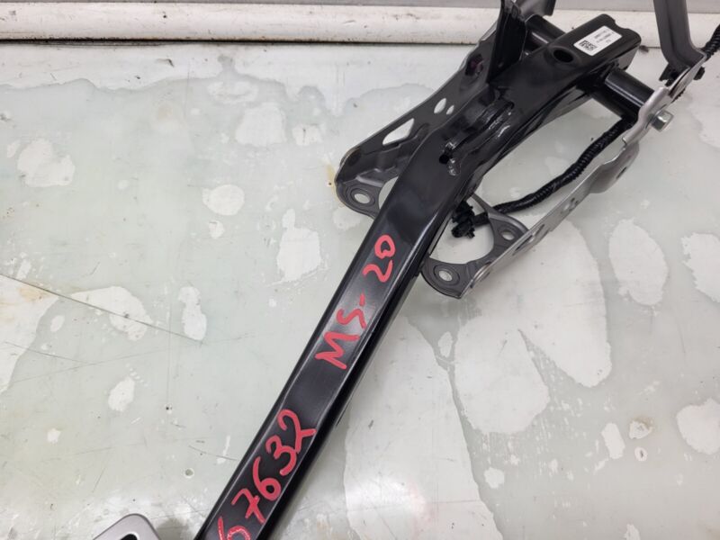 105065701A 2012-2020 Tesla Model S MS Brake Stop Pedal w/ Sensor Assembly 1050657-01-A OEM