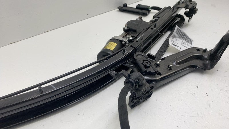 68369596AA ⭕ 17-25 Pacifica Rear Left Door Lower Roller Track w/ Motor & Module 68369596AA