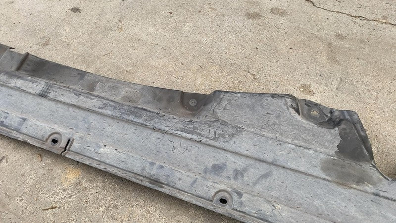 2011-2018 Porsche Cayenne Right Underbody Splash Shield Guard Assembly