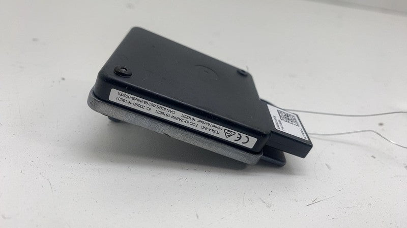 160791701J ⭕ 24-25 Cybertruck Model 3 Interior Cabin Radar Sensor Module Unit 1607917-01-J
