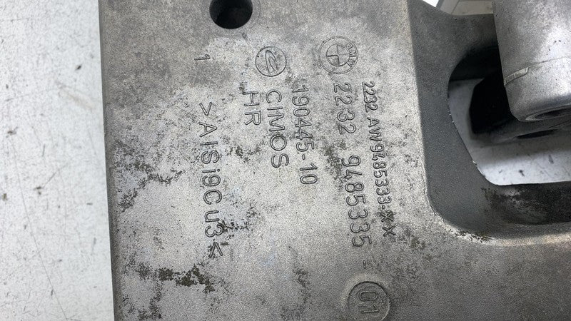 22329485335 2018-2020 BMW 530e G30 Gearbox Crossmember Transmission Mount Bracket Support