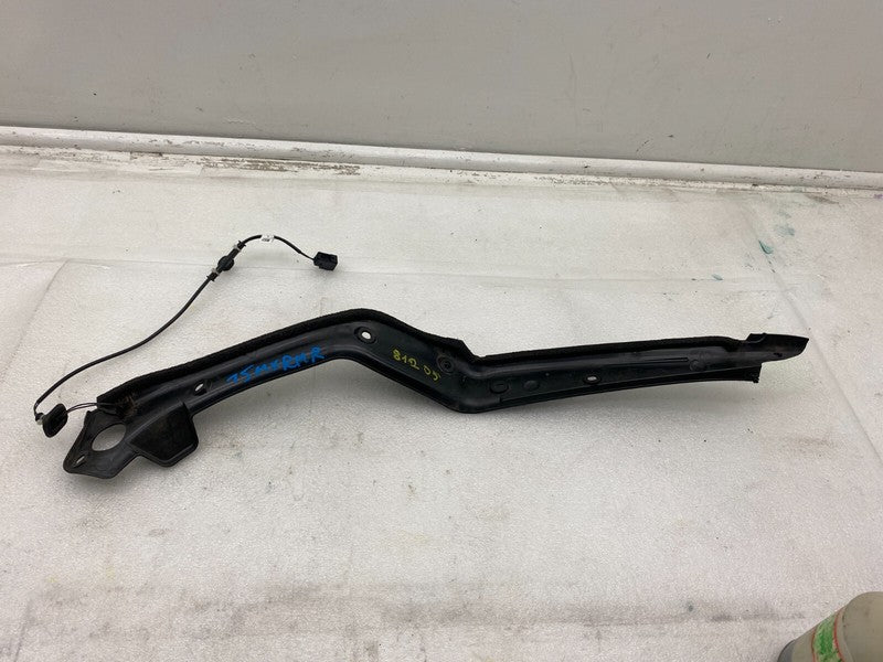 1006020 ⭕ 2016-2023 Tesla Model X Rear Passenger Lower Door Pinch Sensor Carrier Right