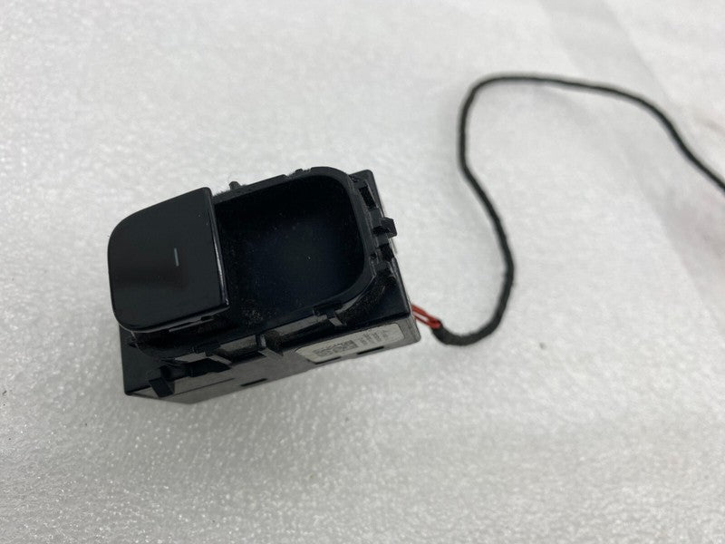 1081038 01 C ⭕ 17-23 Model 3 Passenger Power Window Master Switch w/ Plug Right 1081038-01-C